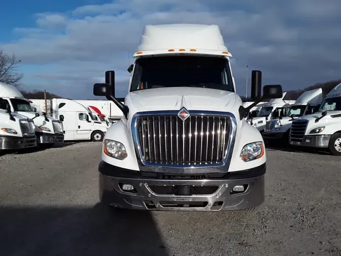 2020 NAVISTAR INTERNATIONAL LT625 SLPR CAB