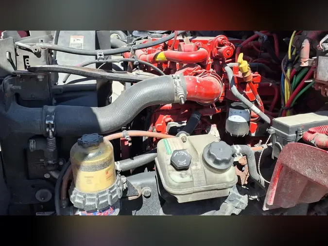 2019 FREIGHTLINER/MERCEDES M2 106caec621898749d464dafd6ca996e5176