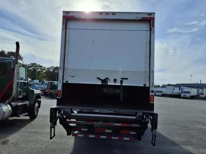 2018 FREIGHTLINER/MERCEDES M2 106