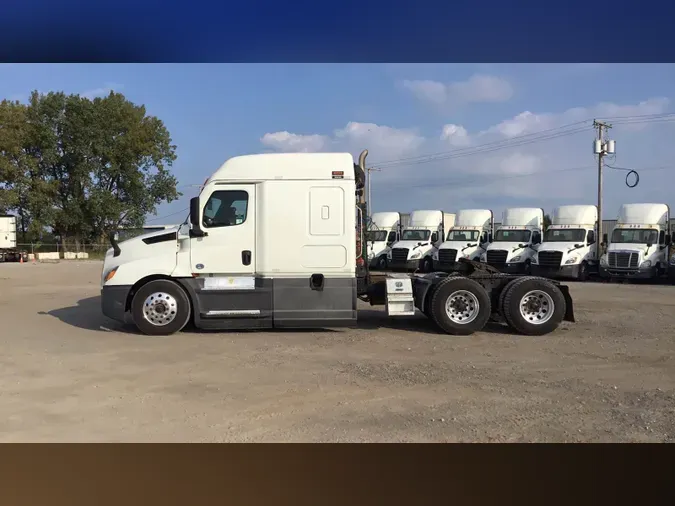 2022 Freightliner Cascadia 126caf0a84682136529ac4cf5f50ca56950