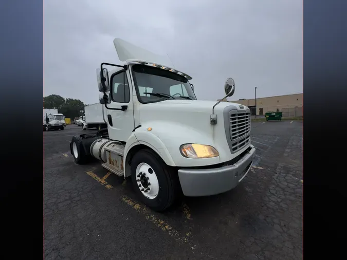 2017 FREIGHTLINER/MERCEDES M2-112