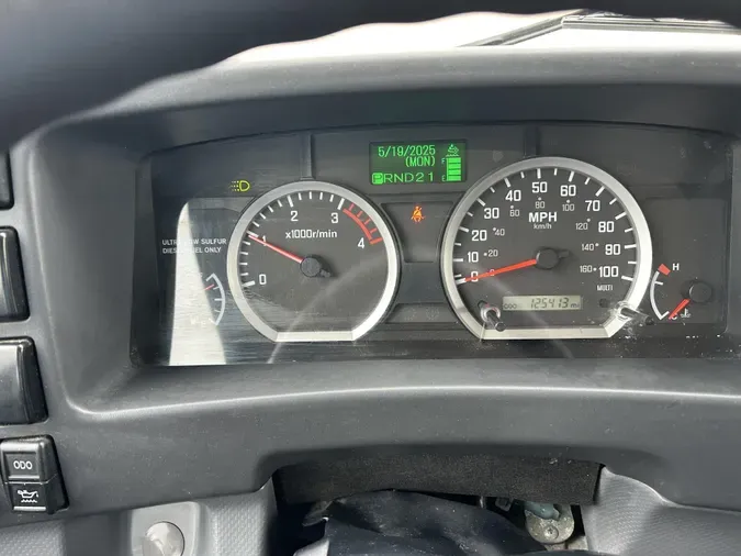 2019 Isuzu NRR