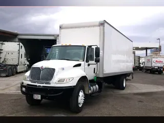 2016 Navistar International 4300