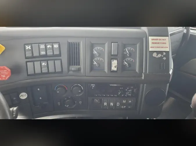 2020 Volvo VNL64T760caf5db26f23243c9faea0e9d90dff52b