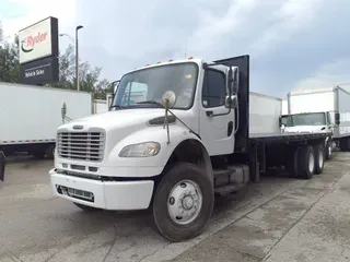 2016 FREIGHTLINER/MERCEDES M2 106