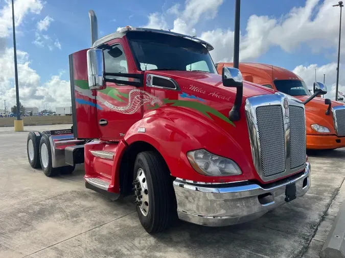 2019 Kenworth T680