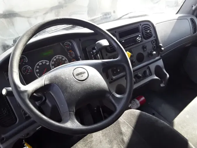 2018 FREIGHTLINER/MERCEDES M2 106