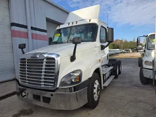 2018 FREIGHTLINER/MERCEDES CASCADIA 125