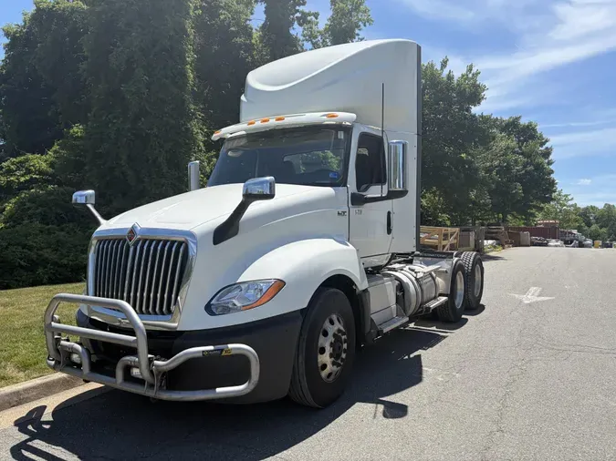 2023 International LT625cb019e06f41a31c66ffc528cb3625e75