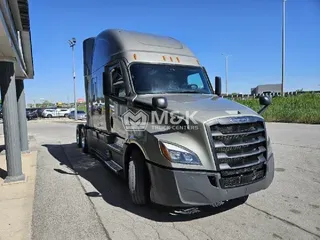 2025 FREIGHTLINER Cascadia 126