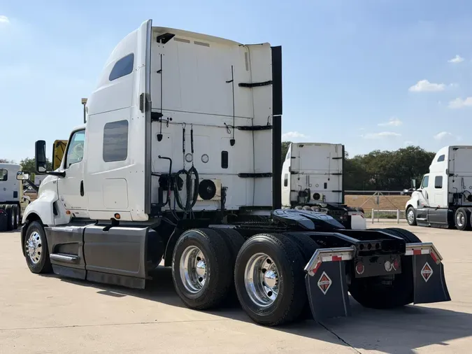 2022 International LT625cb01f02fe7b38faeadf68784e7be5f72