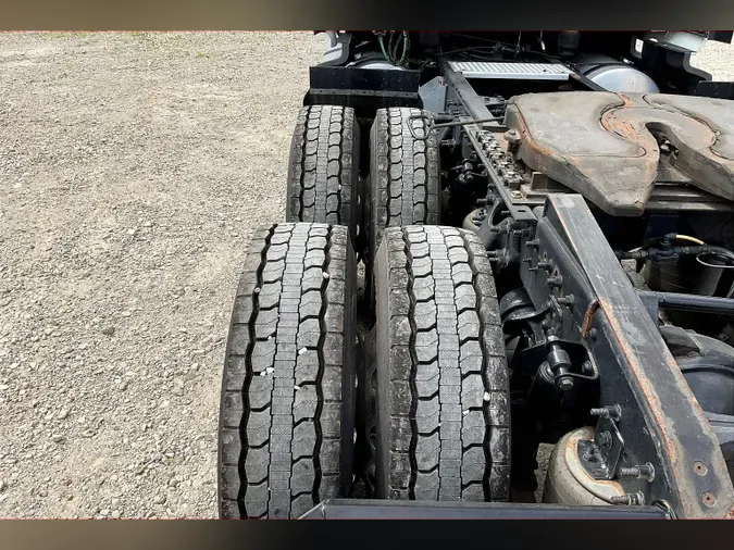 2022 INT LT625 6x4