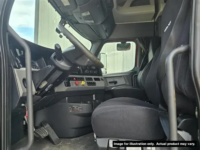 2019 FREIGHTLINER CA126