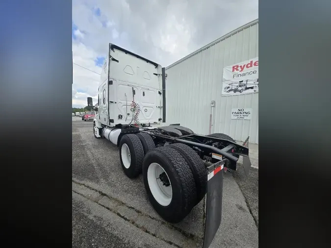 2019 FREIGHTLINER/MERCEDES CASCADIA 125