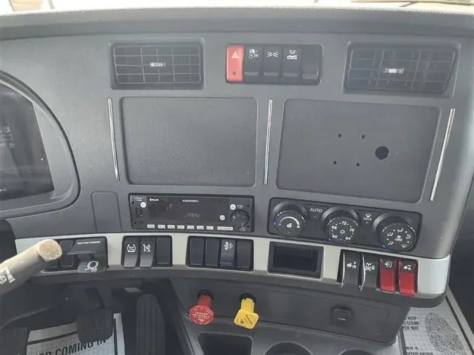 2023 KENWORTH T680