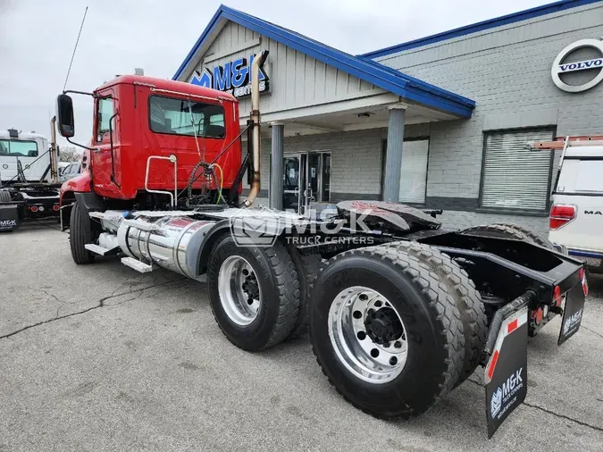 2018 MACK CXU613