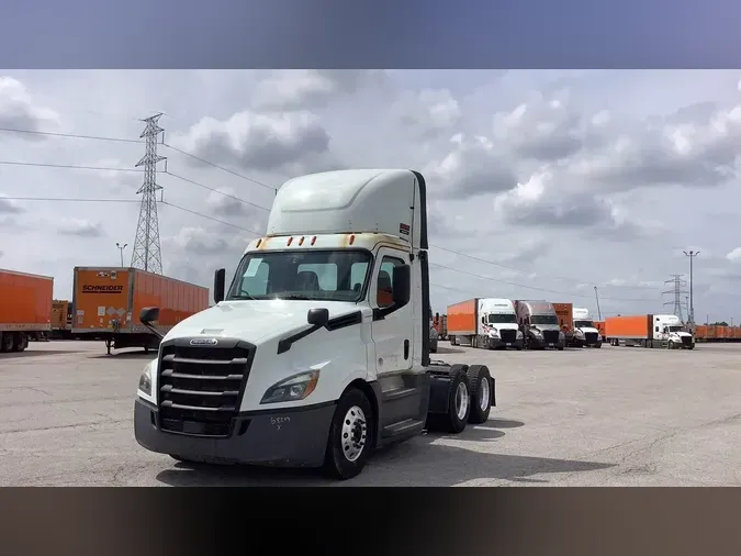 2019 Freightliner Cascadia 126cb18168f6055cd6284035d8c39f9552e