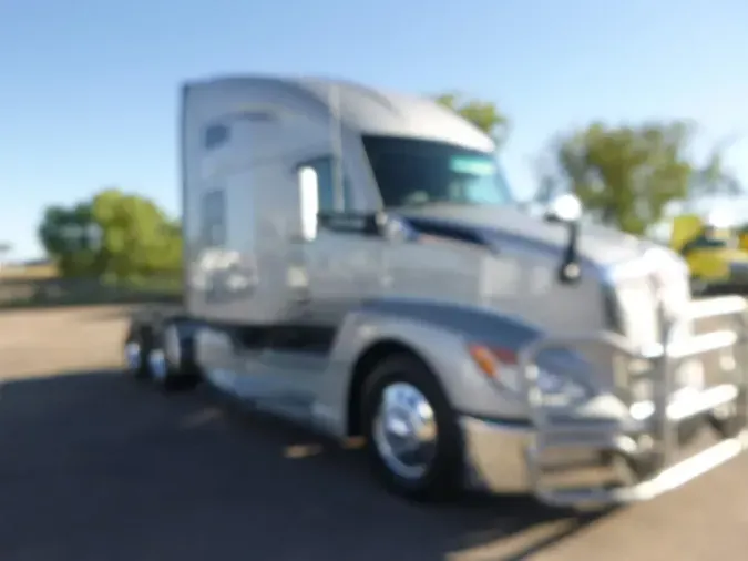 2023 Kenworth T680