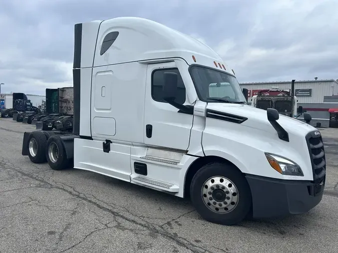 2023 Freightliner Cascadia&reg;