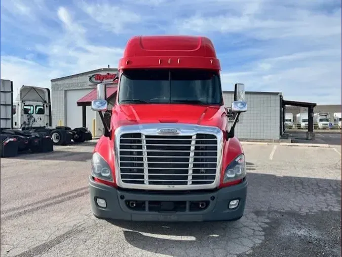 2019 FREIGHTLINER/MERCEDES CASCADIA 125