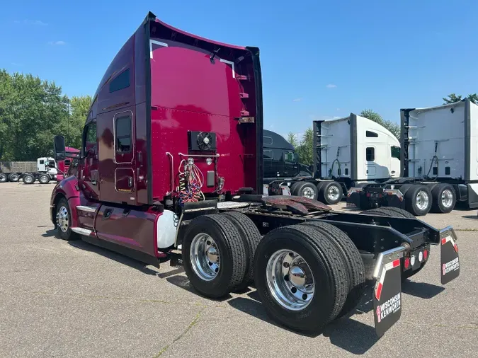 2022 Kenworth T680