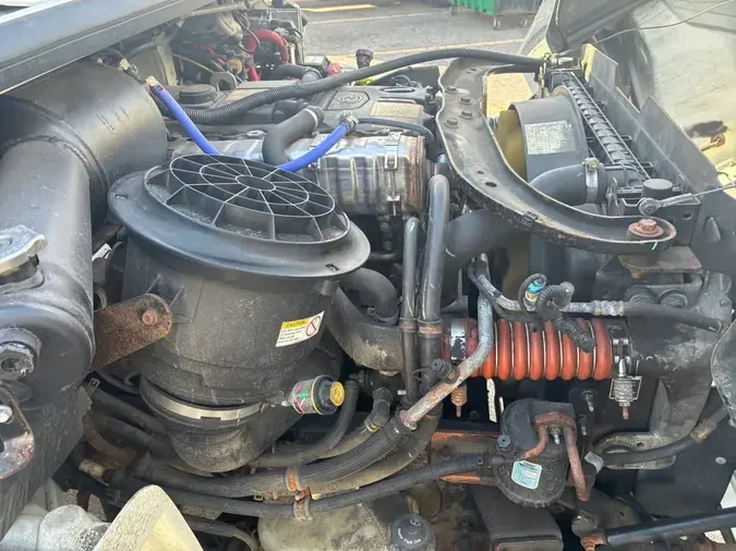 2019 FREIGHTLINER/MERCEDES M2 106