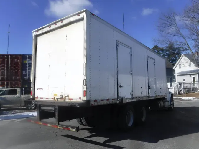 2016 FREIGHTLINER/MERCEDES M2 106