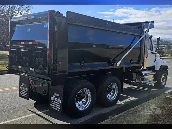 2025 FREIGHTLINER 114SD PLUS