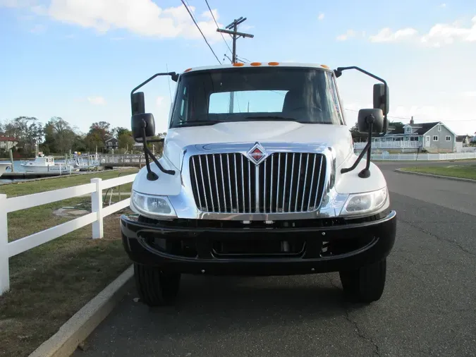 2019 INTERNATIONAL MV-607