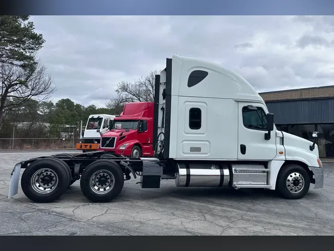 2019 FREIGHTLINER CASCADIA