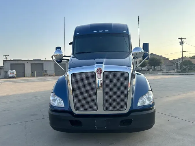 2021 Kenworth T680