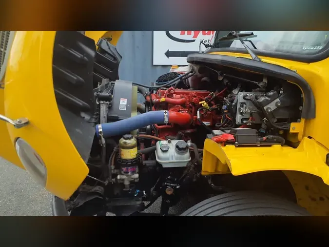 2021 FREIGHTLINER/MERCEDES M2 106
