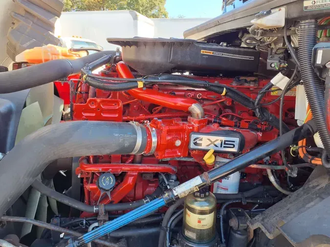 2021 NAVISTAR INTERNATIONAL LT625 DAYCAB S/A