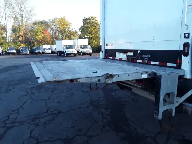 2019 FREIGHTLINER/MERCEDES M2 106