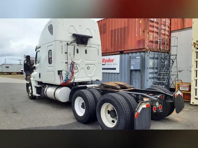 2020 FREIGHTLINER/MERCEDES CASCADIA 125