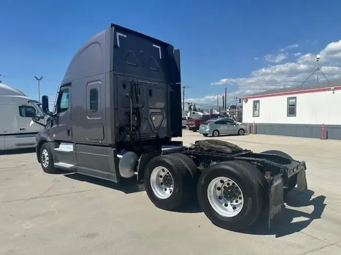 2021 Freightliner Cascadiacb3582f2c757c846f215d3d314aaf131