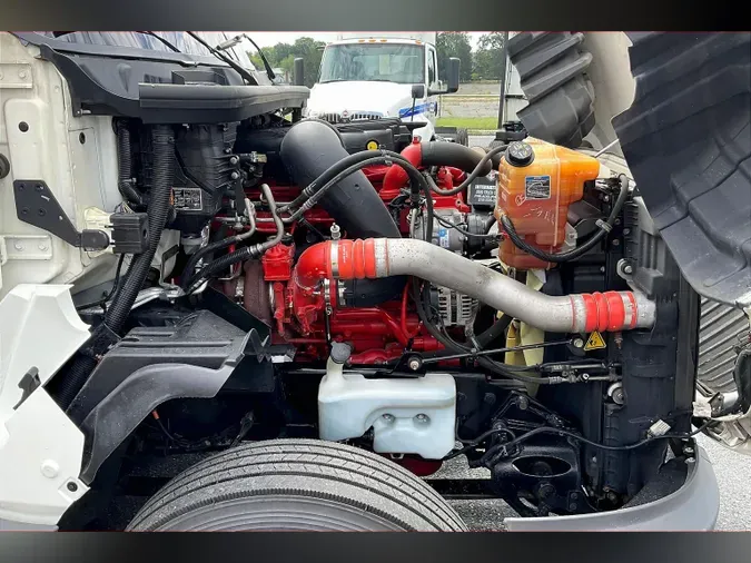 2022 INT LT625 6x4