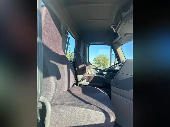 2019 FREIGHTLINER/MERCEDES CASCADIA 125cb3cd0c169fa6cb2165e89d2e7679890