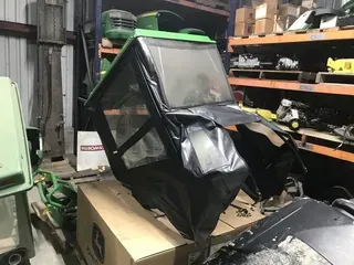 JOHN DEERE X700