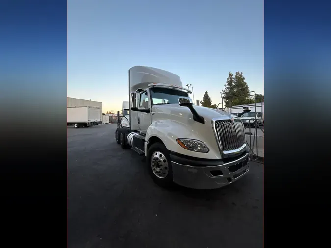 2020 NAVISTAR INTERNATIONAL LT625 DAYCAB T/Acb41d802770c4be8078a8e57668b770b