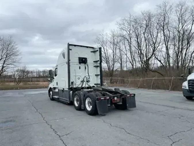 2020 Freightliner Cascadia