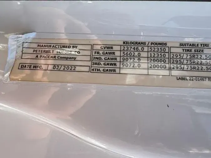 2023 Peterbilt 579