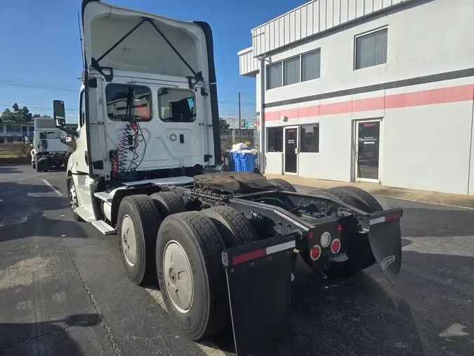 2019 FREIGHTLINER/MERCEDES NEW CASCADIA PX12664