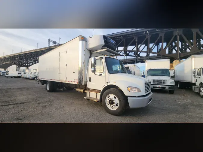 2016 FREIGHTLINER/MERCEDES M2 106