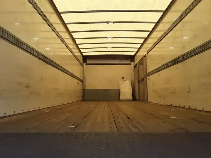 2019 FREIGHTLINER/MERCEDES M2 106