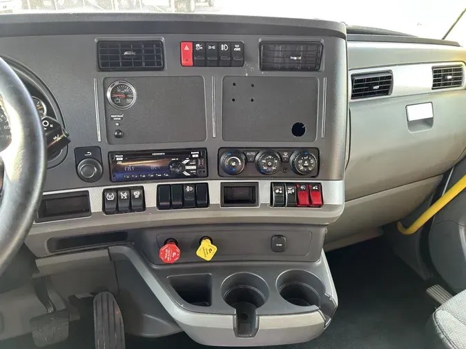 2021 Kenworth T680