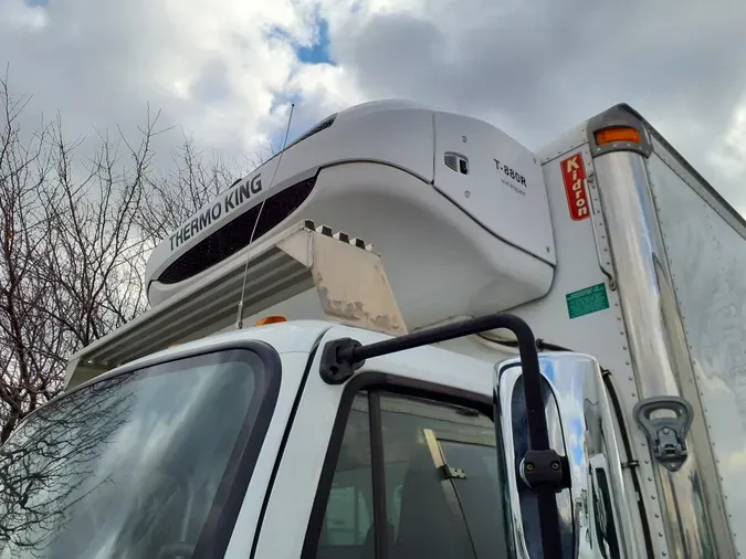 2018 FREIGHTLINER/MERCEDES M2 106