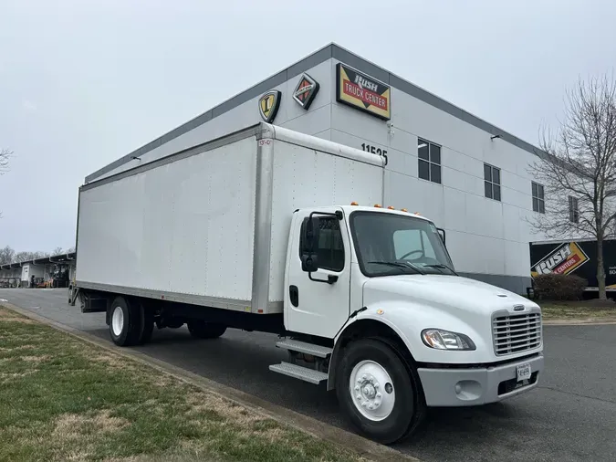2022 Freightliner Business Class M2 106