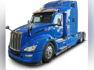 2025 Peterbilt 579