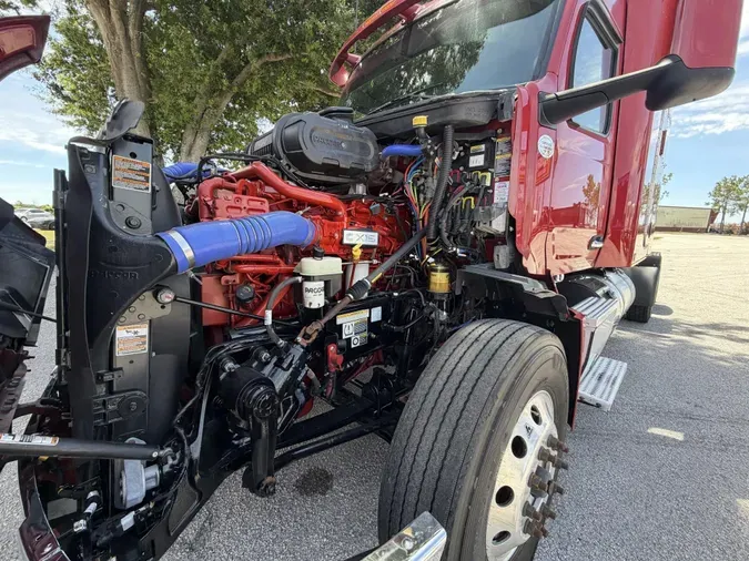 2023 Peterbilt 579cb66d86bd0ad1302f2d4fd069322b146